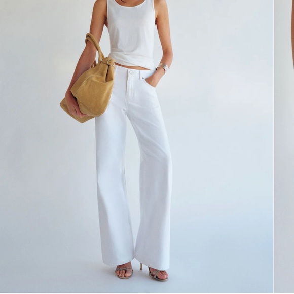 Reformation Cary Low Rise Slouchy Wide Leg Jeans in white